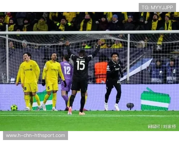 尤文麦肯尼反击中巧妙传球助攻