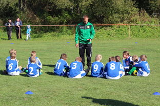 华体会体育平台-女篮老将坚持出战为队伍稳定发挥贡献宝贵经验力量，女篮名将