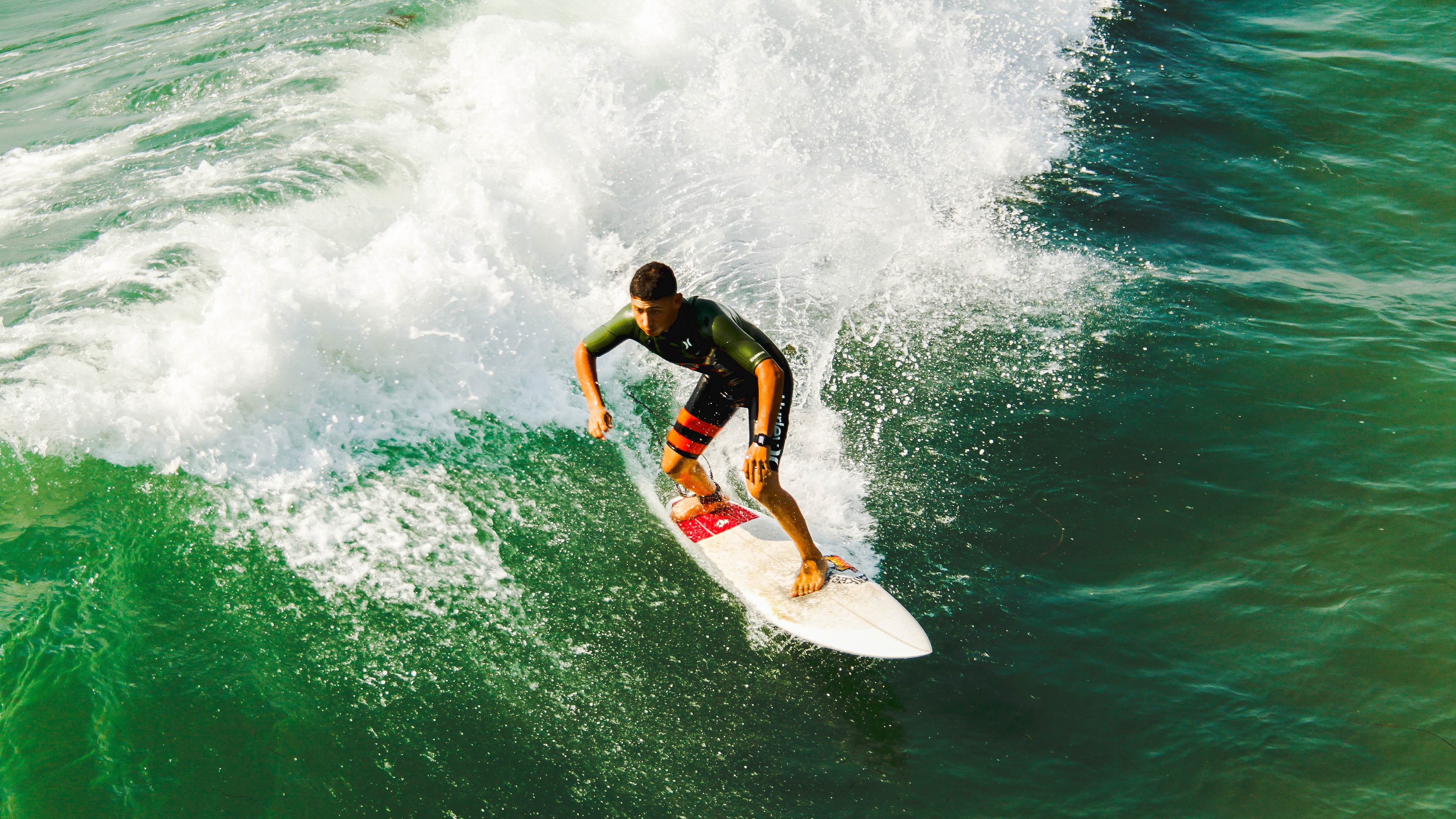 英超白热化:每场比赛都充满看点!,英超热刺别名白百何